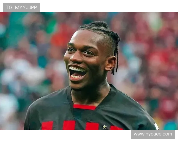 莱奥微笑踢球冲顶级之路再攀峰